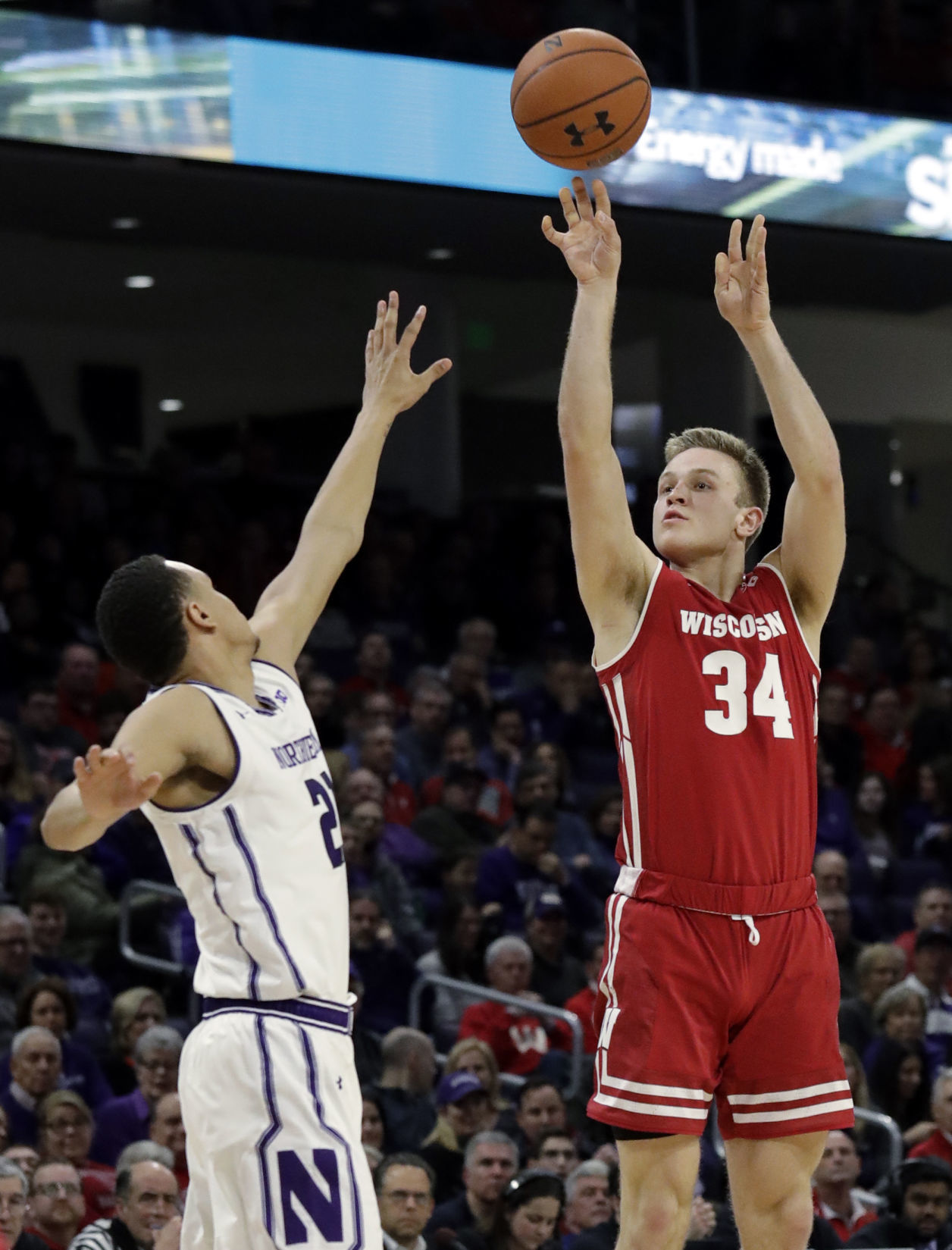 BADGERS 69, WILDCATS 64